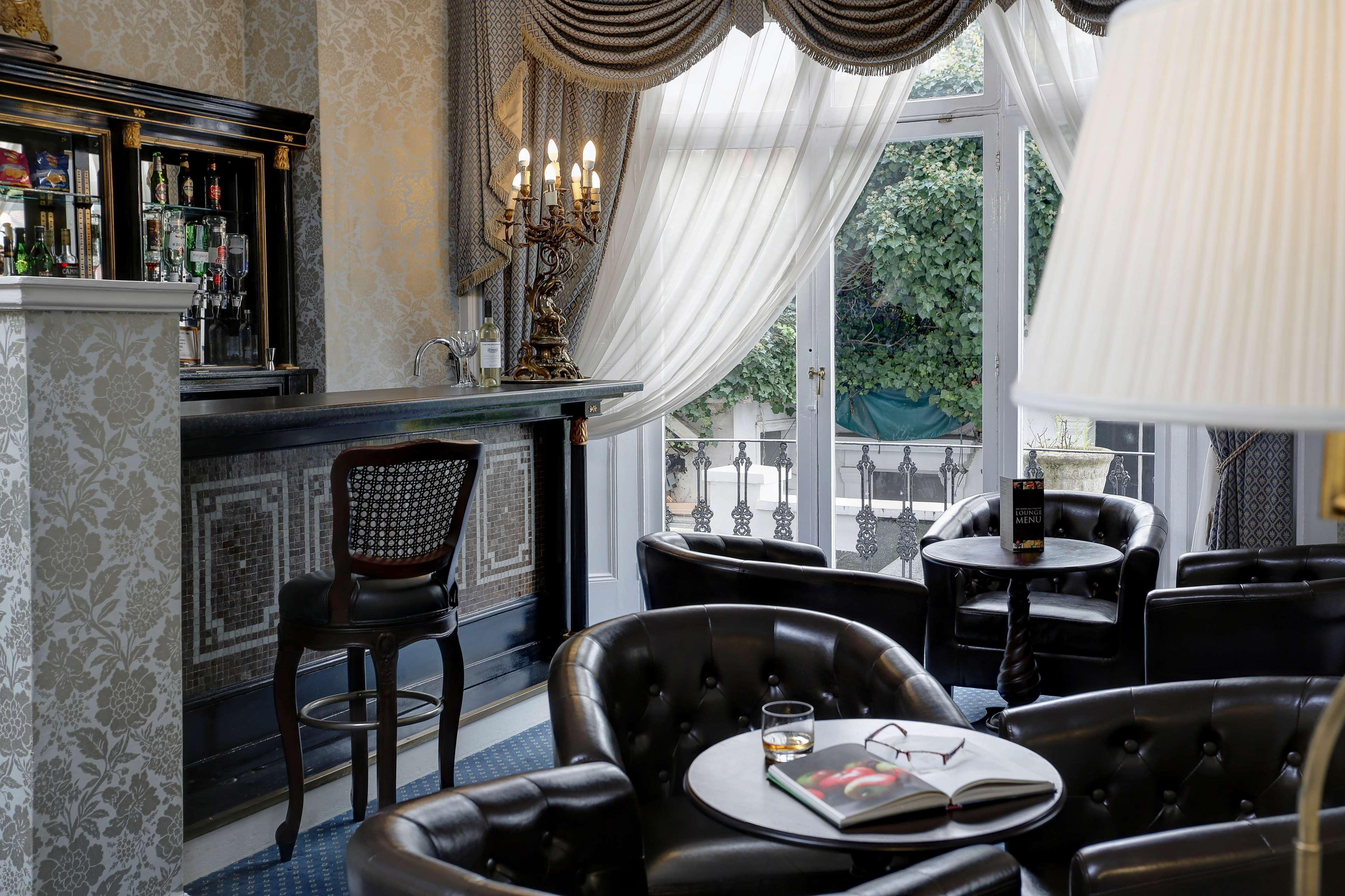 ベストウエスタン スイス コテージ ホテル ロンドン エクステリア 写真